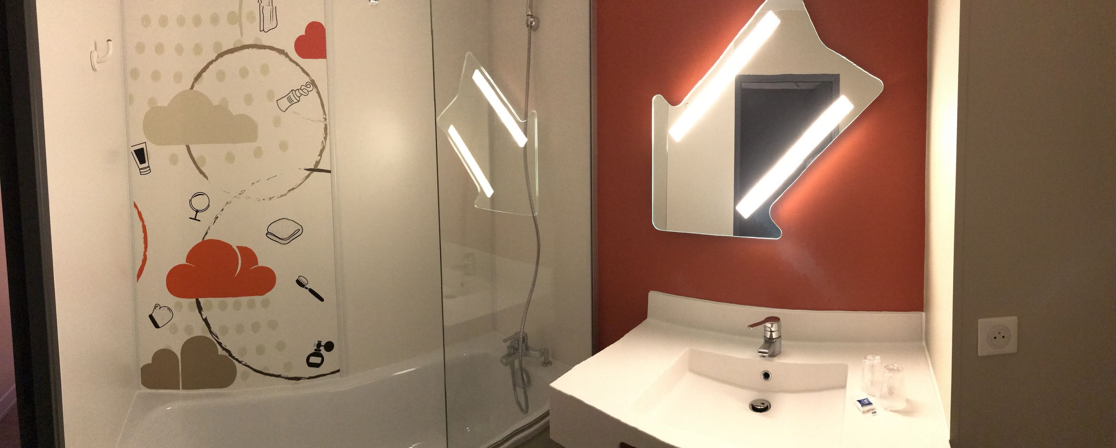 shower, rainfall showerhead, eco-friendly toiletries, hair dryer