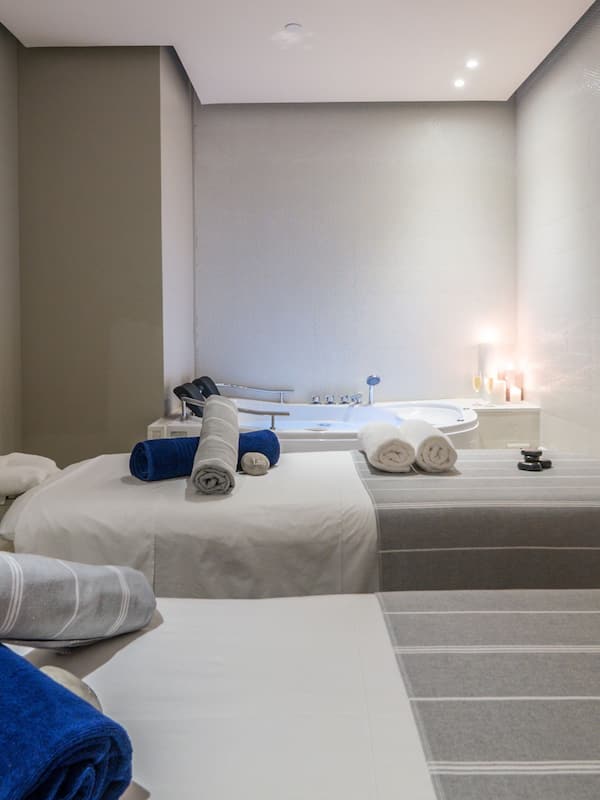 Sale per trattamenti di coppia, sauna, bagno turco, bagno turco/hammam