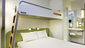 Chambre Standard, Plusieurs lits | Lit avec matelas Select Comfort, bureau, rideaux dâobscurcissement