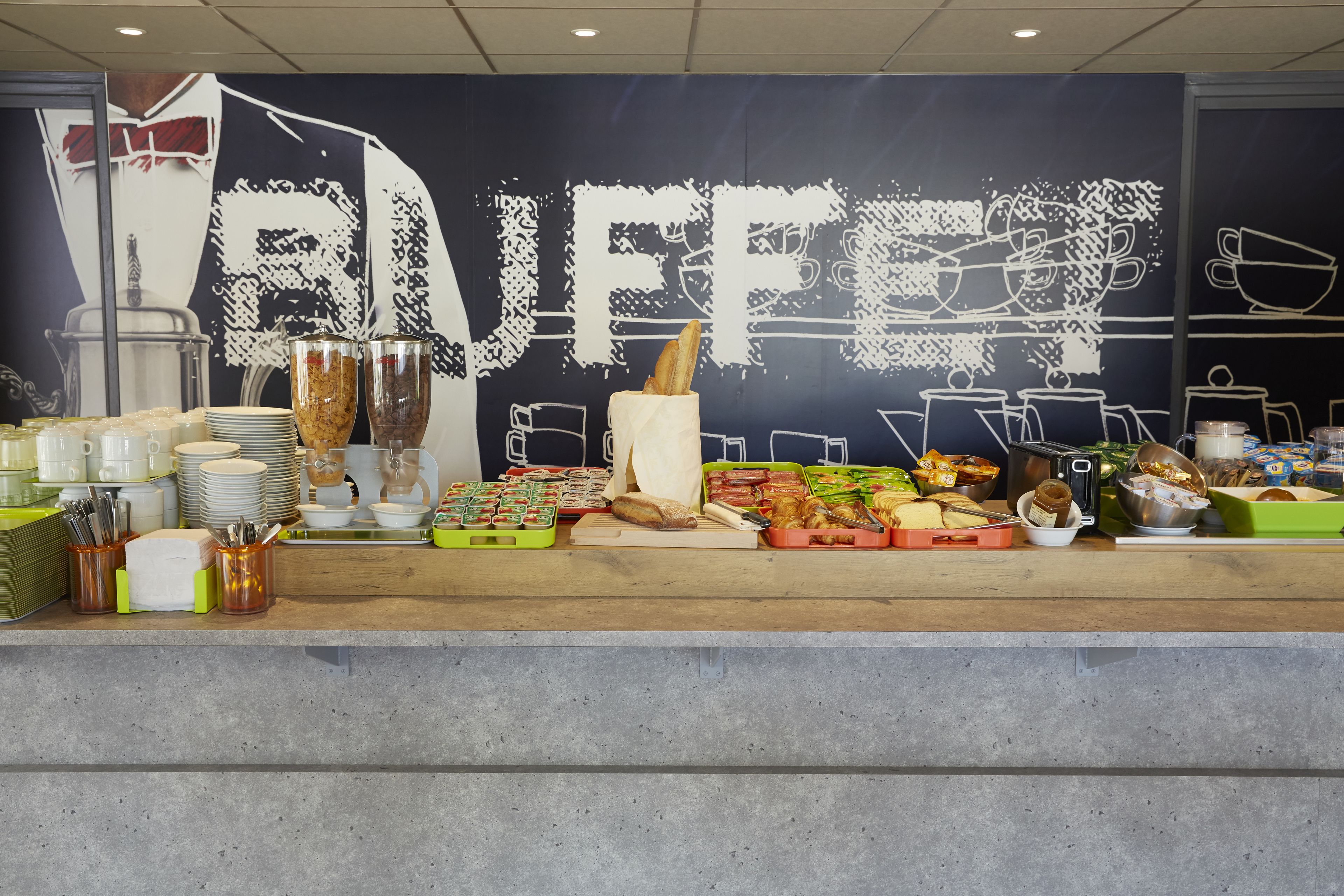 daily buffet breakfast (eur 9.90 per person)