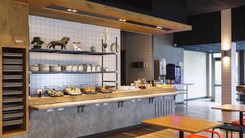 Daily buffet breakfast for a fee