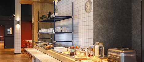 Daily buffet breakfast for a fee