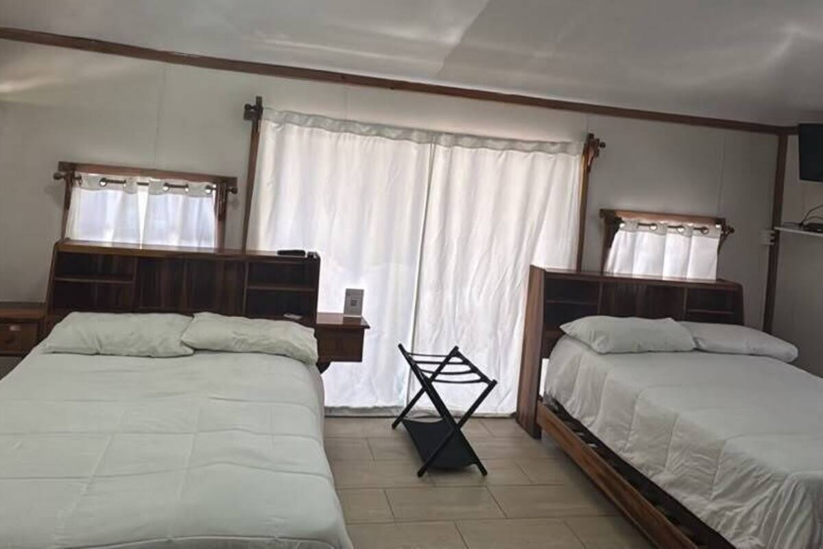 Garden View, Two Double Beds (WB2) | WiFi (free), bed sheets