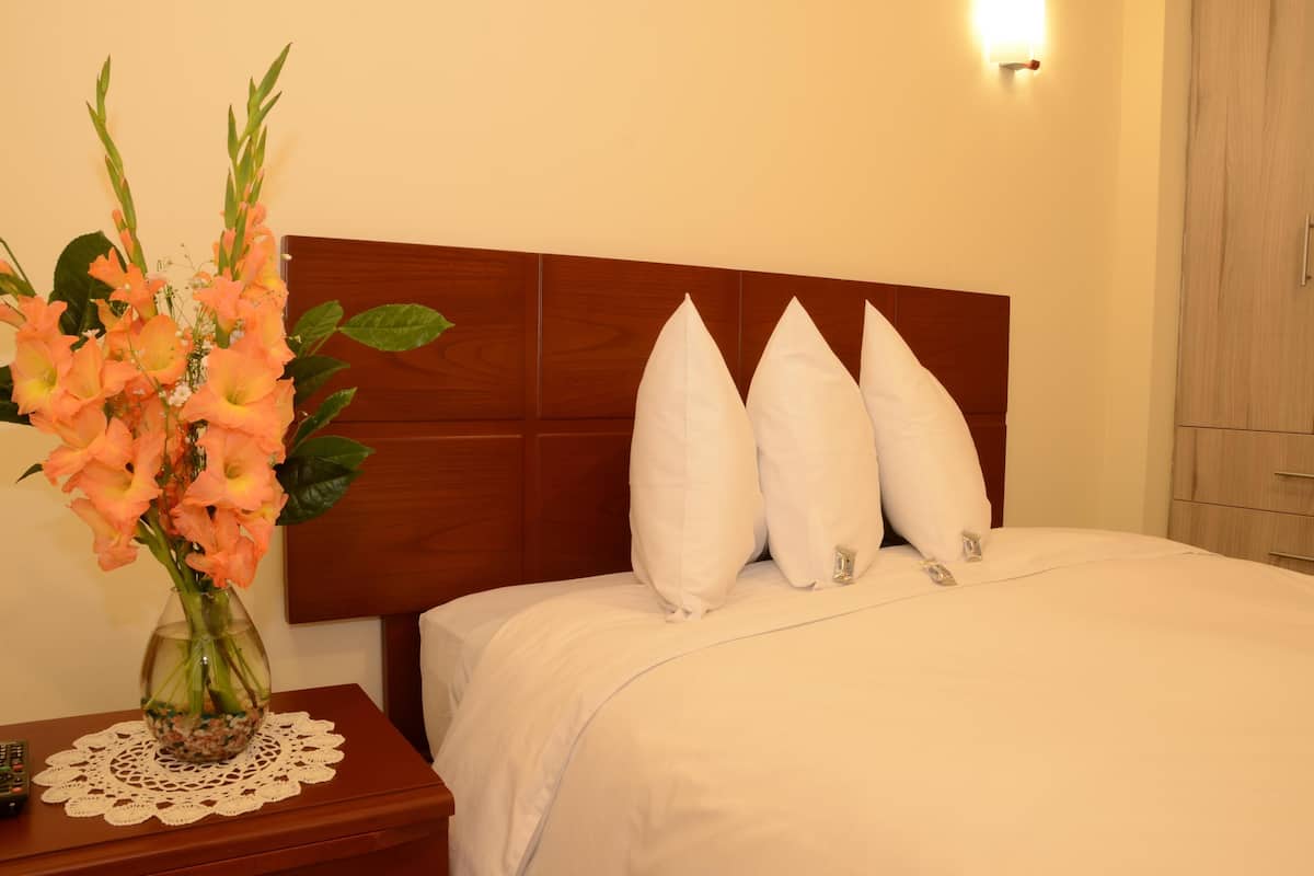 In-room safe, iron/ironing board, free WiFi