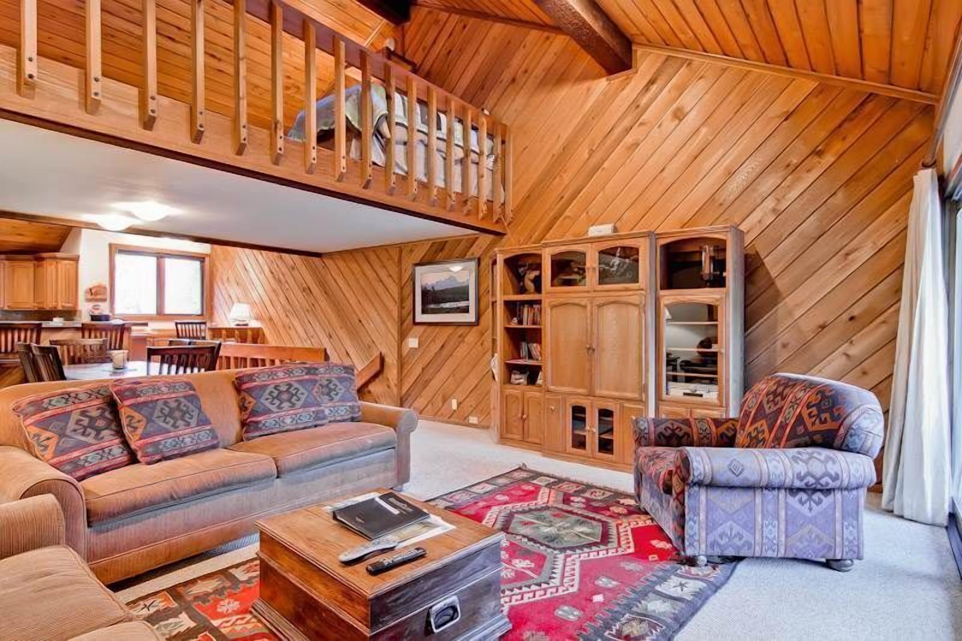 Appartement, 2 slaapkamers (Shuttle to Slopes) | Woonkamer