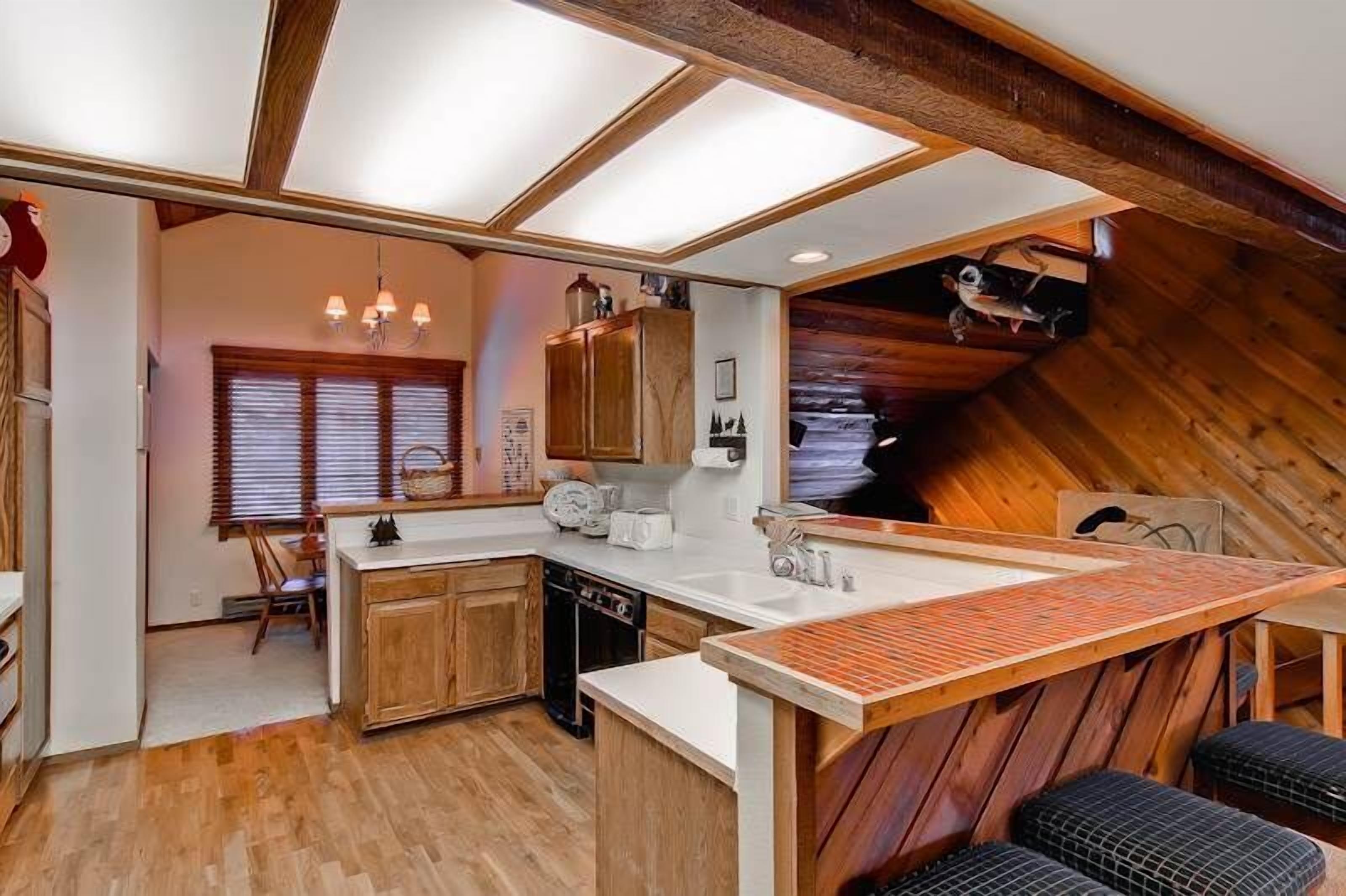 コンドミニアム 3 ベッドルーム (Shuttle to Slopes) | 専用キッチン