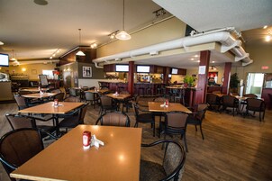 Café da manhã, almoço e jantar