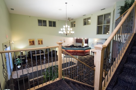 Interior entrance. Nova Inn Acheson