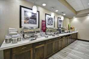 Free daily continental breakfast