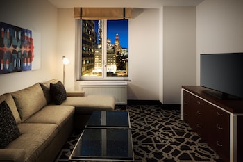 Premium bedding, down comforters, in-room safe, desk at Hilton Brooklyn New York