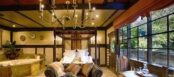 Aquila Nova Retreat