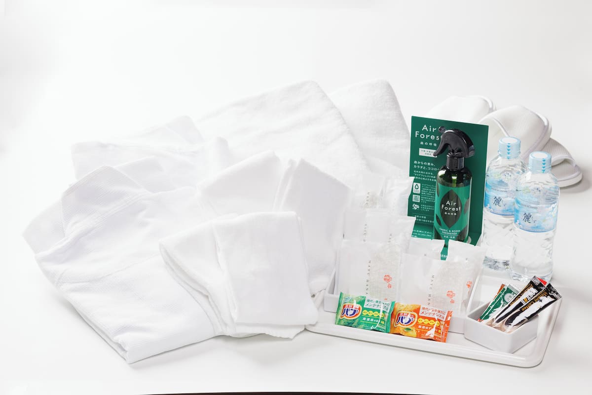 down duvets, desk, soundproofing, iron/ironing board