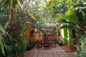 Terrace/patio - Phetphaylin Hotel (Pakse)