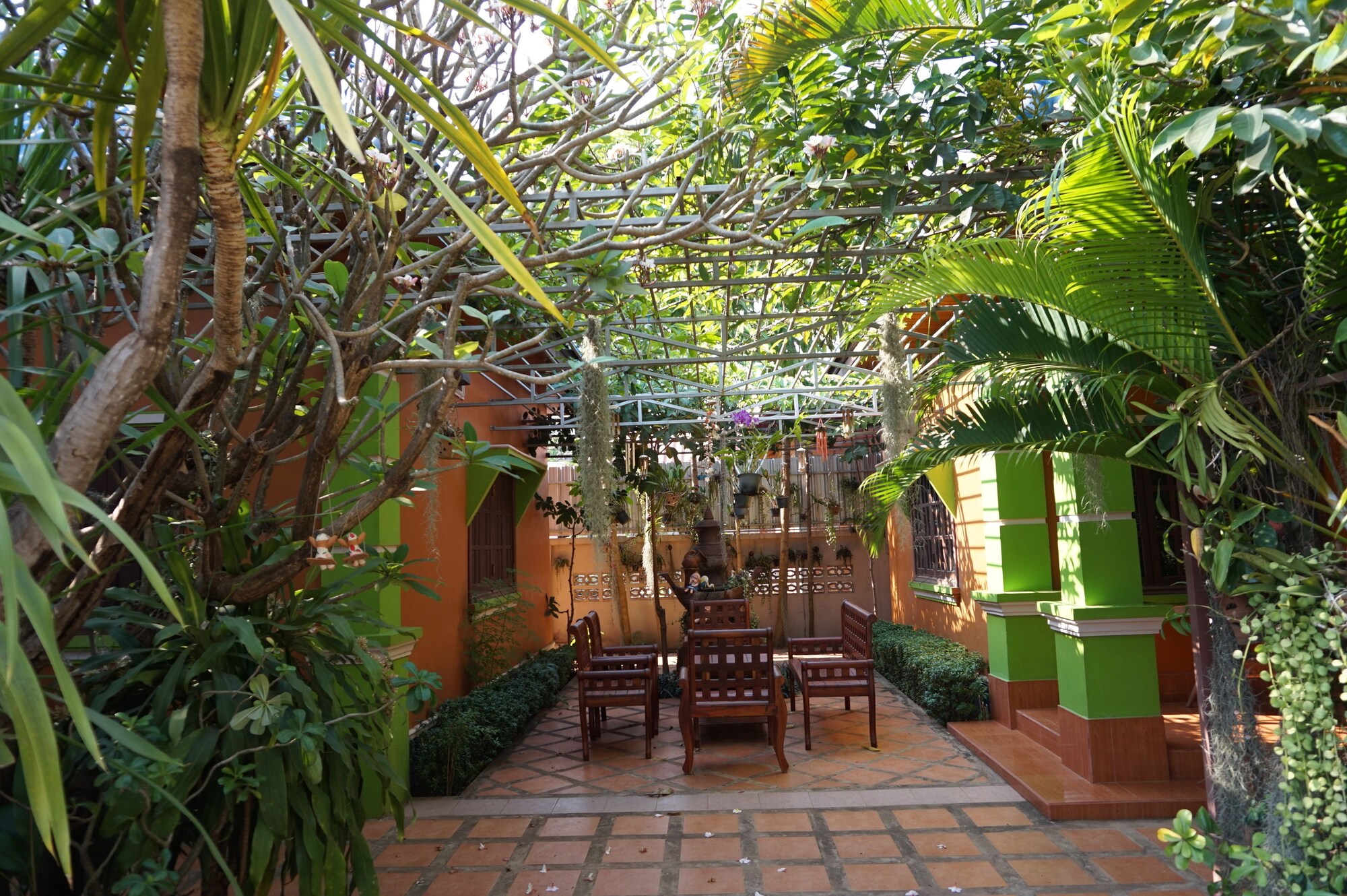 2 Star Hotels