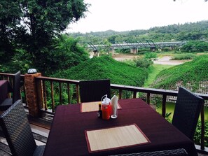 Breakfast area - Him Naam Pai Resort (Pai)