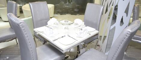 美食廣場
