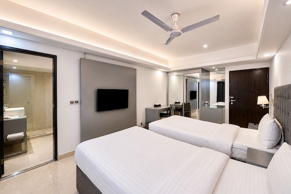 Deluxe Twin Room, 1 Bedroom, City View | Premium bedding, down comforters, minibar, in-room safe