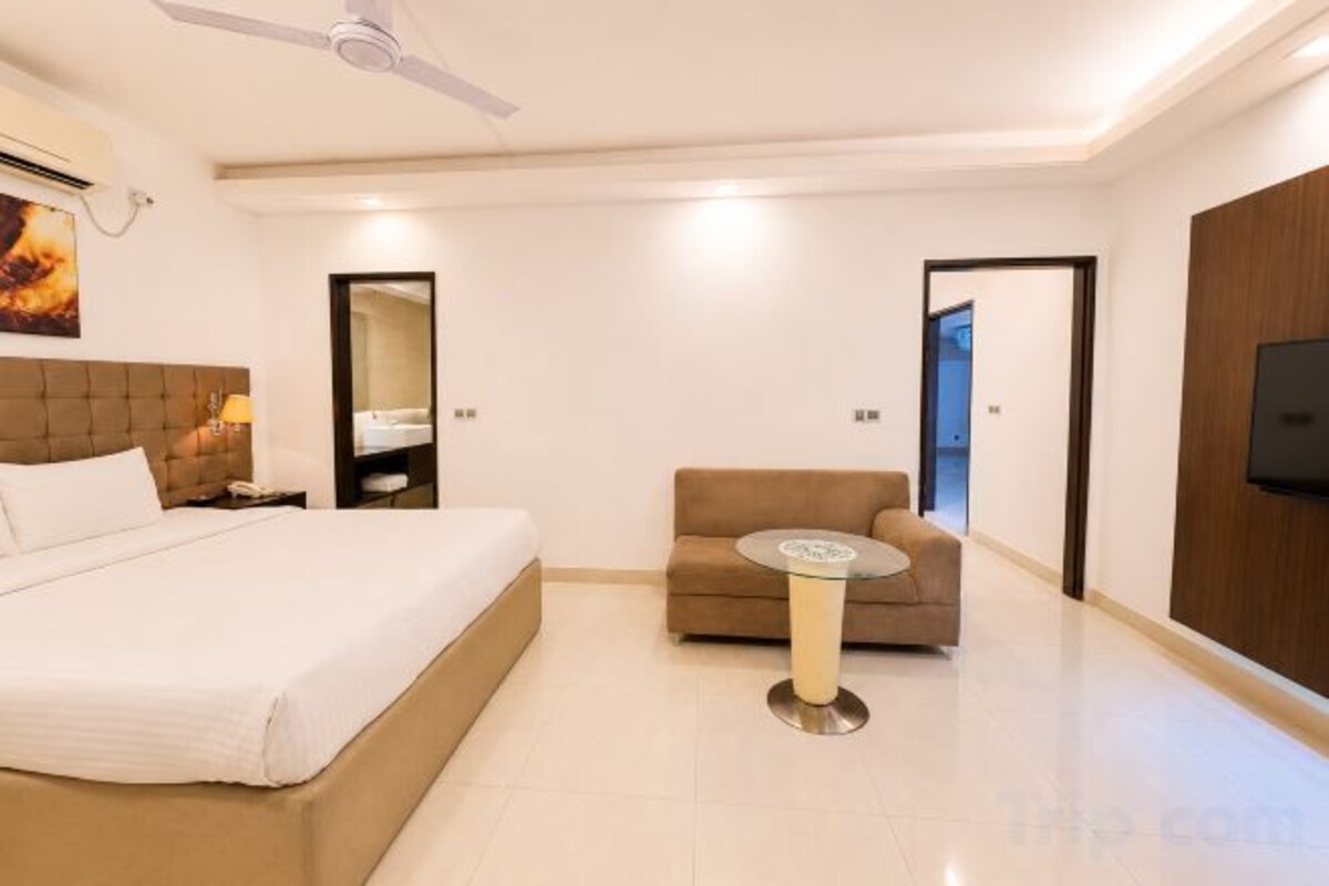 Ropa de cama de alta calidad, edredón y minibar 