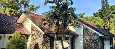 Deluxe-rum | Skrivbord, arbetsyta för laptop, mörkläggningsgardiner och gratis wi-fi