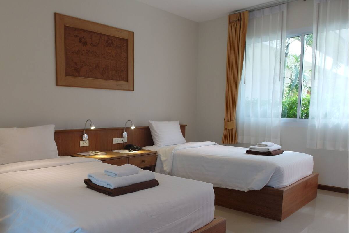Ground Floor Twin Room