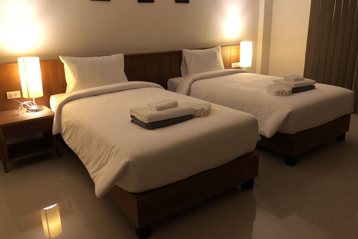 Economy Twin Room