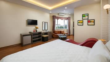 1 bedroom, premium bedding, down duvets, memory-foam beds