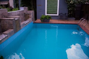 Outdoor pool - Crystal Court Lekki (Lekki)