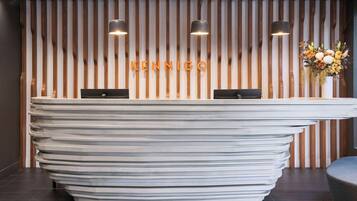 Concierge desk