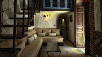 Suite (Fetoum) | Living area | 24-inch LCD TV with satellite channels, TV