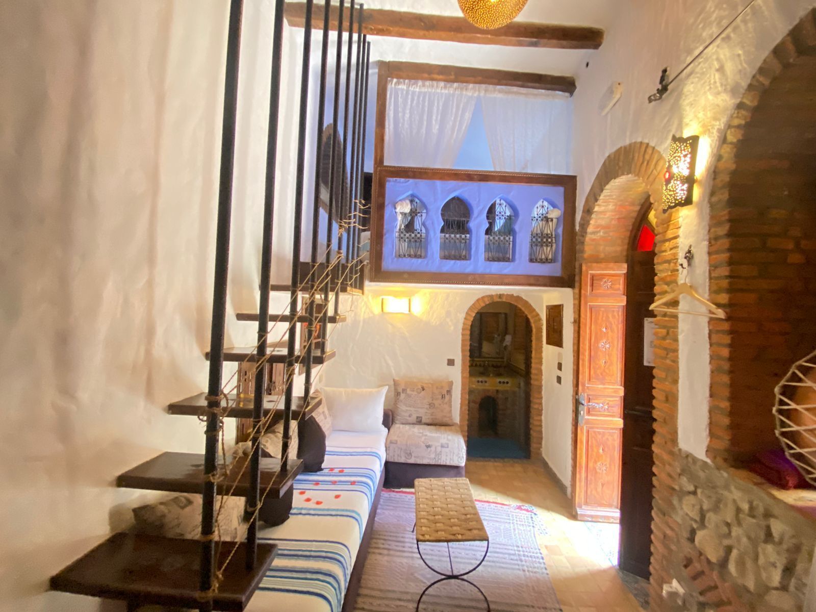 클래식 스위트 (Fetoum) | 각각 다른 스타일의 인테리어, 각각 다르게 가구 비치, 암막 커튼, 무료 WiFi