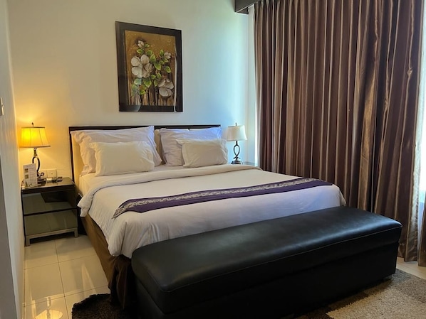 Suite junior | Escritorio, wifi gratis y ropa de cama 