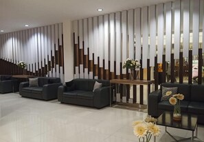 Lobby - Ayla City Hotel (Sorong)