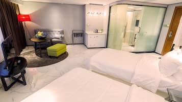 Cortinas blackout, camas plegables/adicionales y wifi gratis