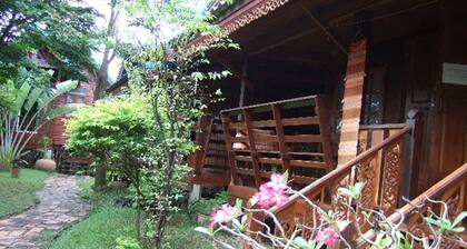 TR Guesthouse