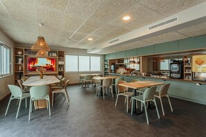 Miscellaneous - Kyriad Anglet-Biarritz (Anglet)