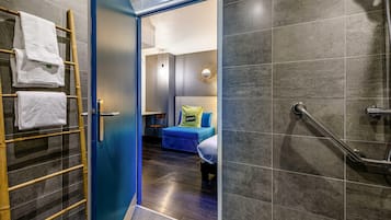 Superior Room, 1 Double Bed with Sofa bed (Pop)