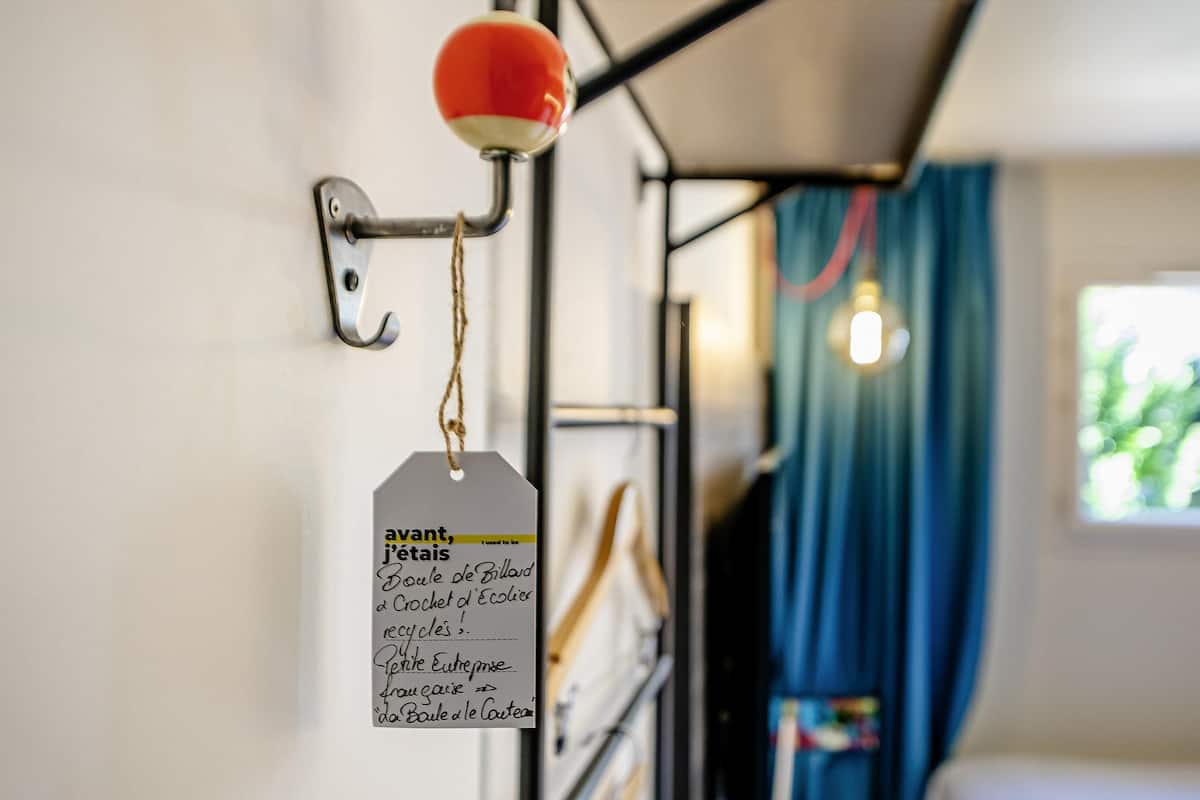 Pillow-top beds, desk, soundproofing, free WiFi