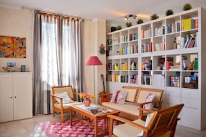 Check-in/check-out kiosk - B&B Pessighette Dimora di Campagna (Bosa)