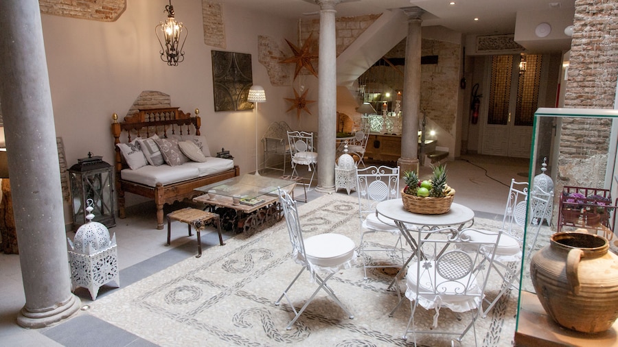 Apartamentos Luna Suites Palacio Almagra