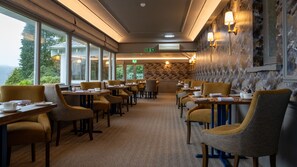 Restaurant - Lindeth Fell Country House (Windermere)