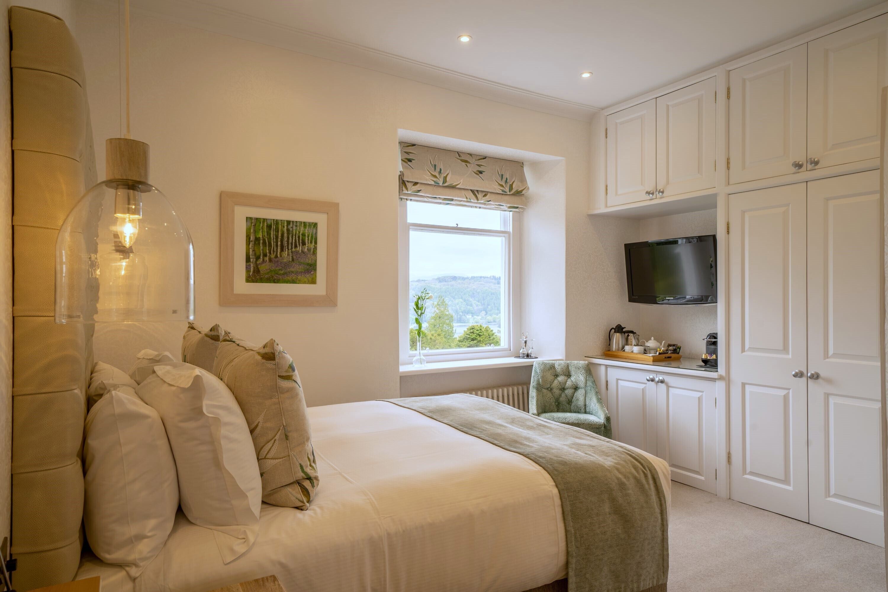 Superior Double Room | Premium bedding, blackout curtains, iron/ironing board, free WiFi