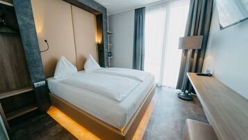 Hypo-allergenic bedding, in-room safe, soundproofing, iron/ironing board