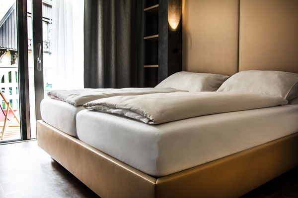 Comfort Double Room, Non Smoking, Balcony | Hypo-allergenic bedding available, in-room safe, soundproofing