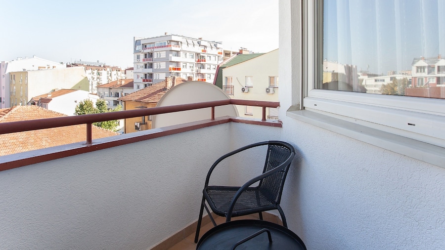 Urban Hostel & Apartments