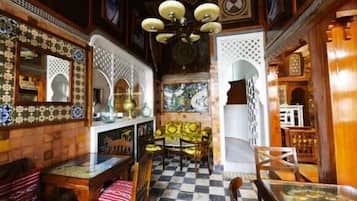 Lunch and dinner served, local and international cuisine