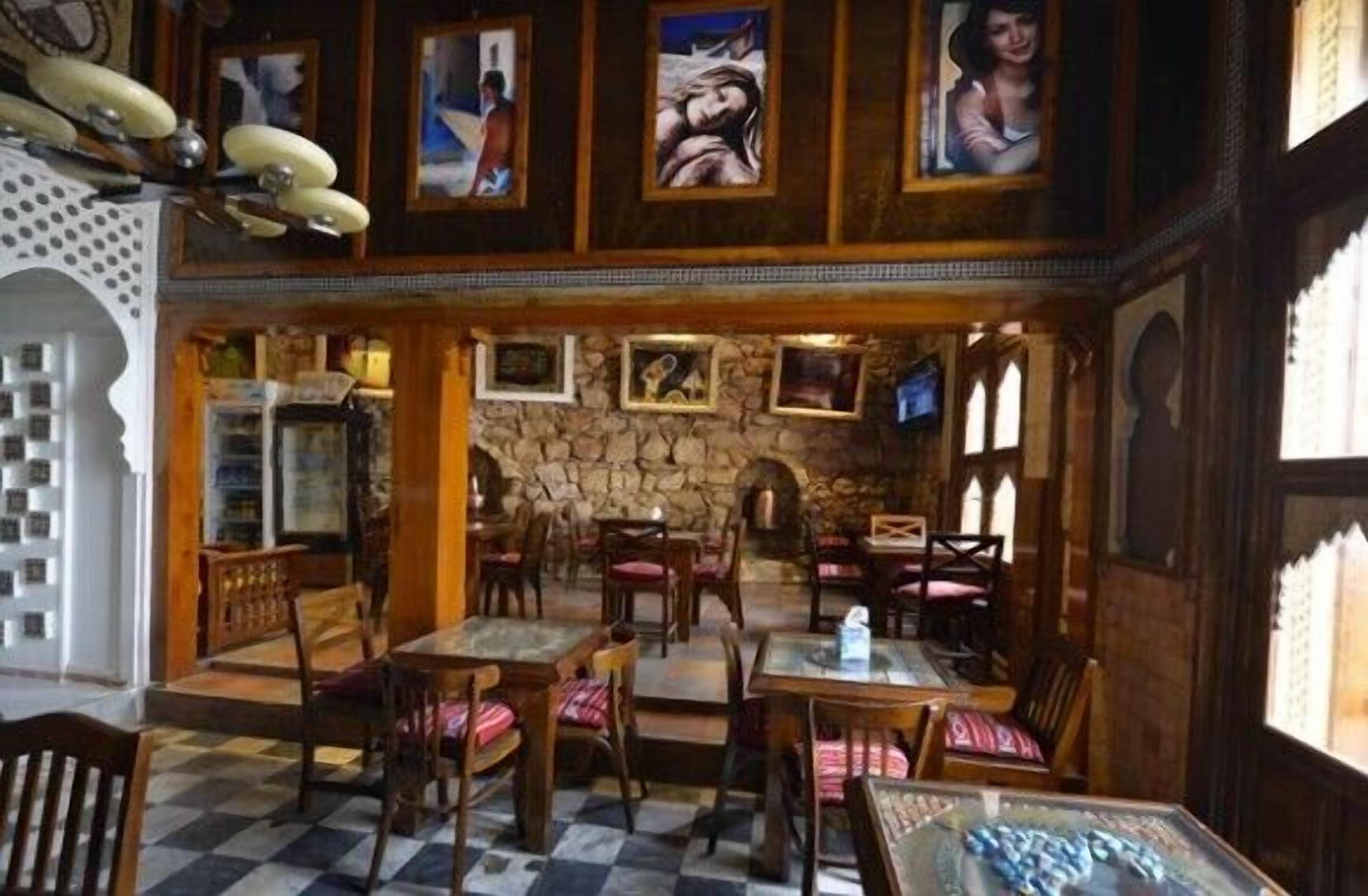 lunch and dinner served, local and international cuisine