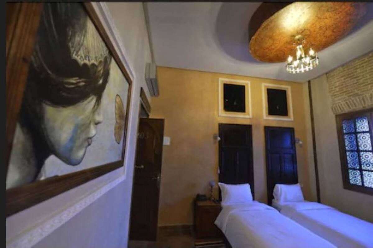 Deluxe Twin Room | Desk, blackout curtains, free WiFi