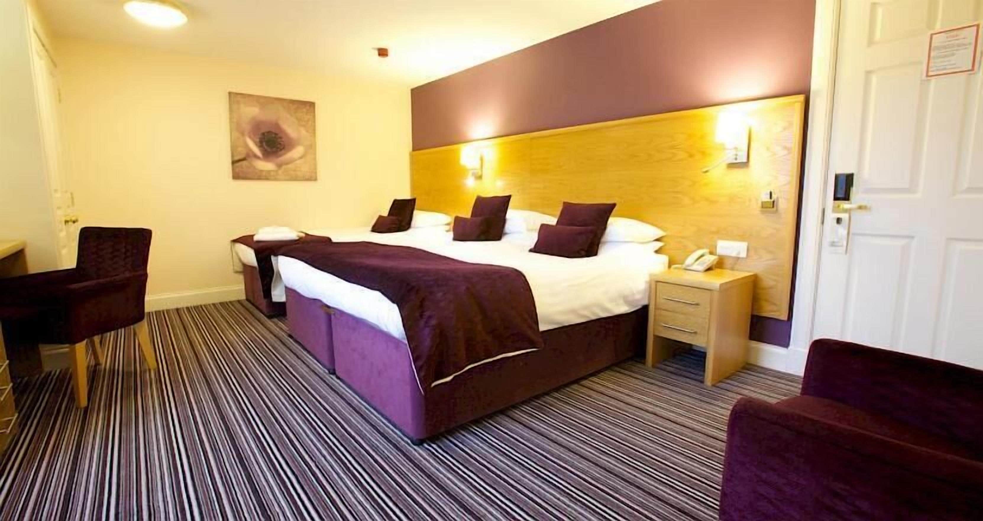 Soundproofing, free WiFi, bed sheets, wheelchair access