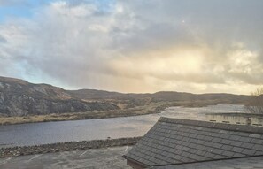 In-room safe, WiFi - Doune Braes Hotel (Isle of Lewis)