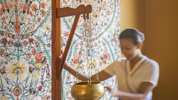 Behandelingskamers voor koppels, een stoombad, gezichtsbehandelingen